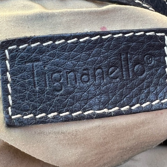 Tignanello Black Pebbled Leather Satchel/shoulder bag in good used condition. - Picture 6 of 10